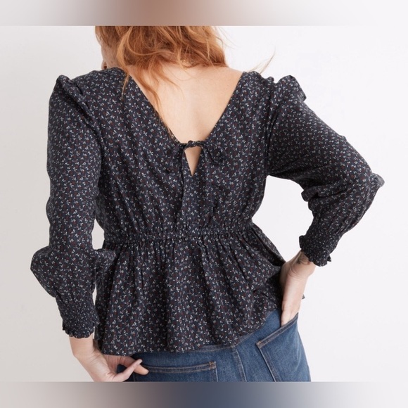 Madewell Blue Tie-Back Peplum Top in Campden Daisies size medium 100% cotton - Picture 2 of 9